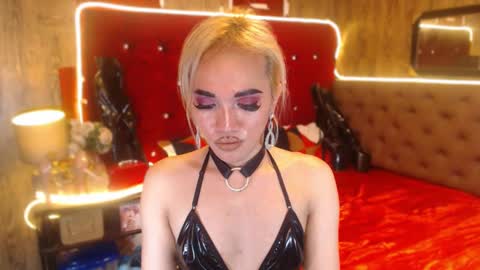 KENDALL online show from 17, 1, 2025