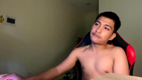 Snapshot of urcuteguy_jhonx chatting on 4, 3, 2026 Dannie online show from 4, 3, 2026