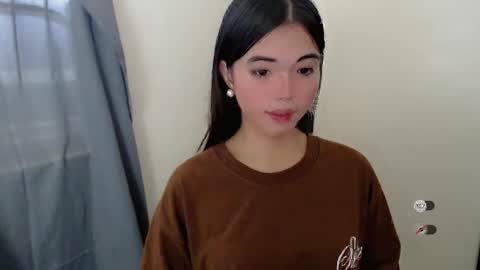 urcutie_ayah online show from 5, 11, 2025