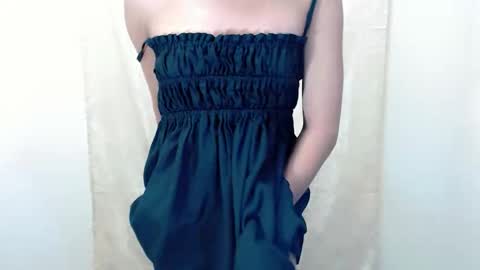 urcutie_ayah online show from 17, 11, 2025