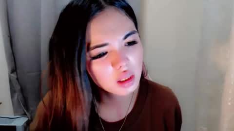 urcutie_ayah online show from 4, 12, 2025