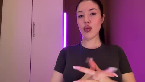 Snapshot of urdevilbaby chatting on 18, 11, 2025 Margo online show from 18, 11, 2025