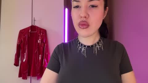 Snapshot of urdevilbaby chatting on 20, 11, 2025 Margo online show from 20, 11, 2025