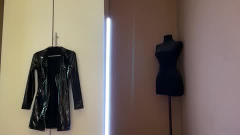 Snapshot of urdevilbaby chatting on 5, 12, 2025 Margo online show from 5, 12, 2025