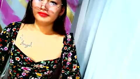 Snapshot of urdream_bride chatting on 8, 10, 2025 urdream_bride online show from 8, 10, 2025