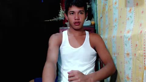 Snapshot of urdreamboy_clarin chatting on 15, 4, 2026 urdreamboy_clarin online show from 15, 4, 2026