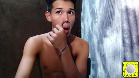 Snapshot of urdreamboy_clarin chatting on 30, 4, 2026 urdreamboy_clarin online show from 30, 4, 2026