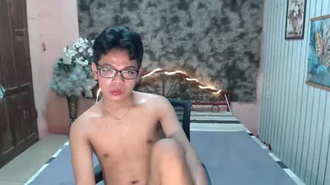 Snapshot of urdreamboy_doms chatting on 6, 7, 2026 urdreamboy_doms online show from 6, 7, 2026