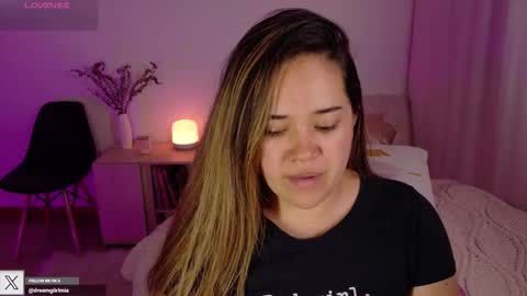 Mia Miller online show from 20, 11, 2025