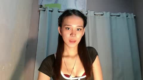 Snapshot of urdreamgirl_stephanie chatting on 10, 6, 2026 stephanie online show from 10, 6, 2026
