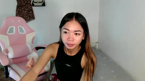 Snapshot of urfantacyjamaica chatting on 14, 1, 2025 ayumi reacher online show from 14, 1, 2025