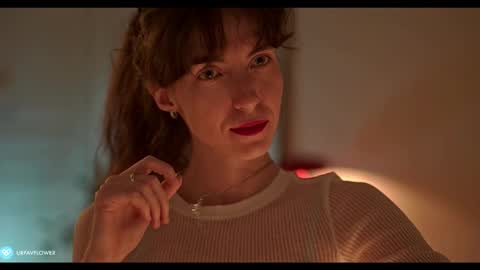 Snapshot of urfavflwers chatting on 12, 1, 2025 Aleksandra online show from 12, 1, 2025