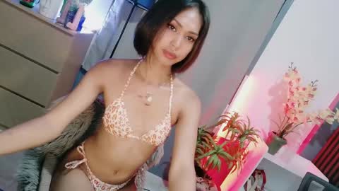 Snapshot of urfavouriteaddiction chatting on 10, 4, 2026 Rianne online show from 10, 4, 2026