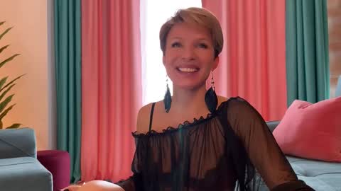 Jenny online show from 27, 10, 2025