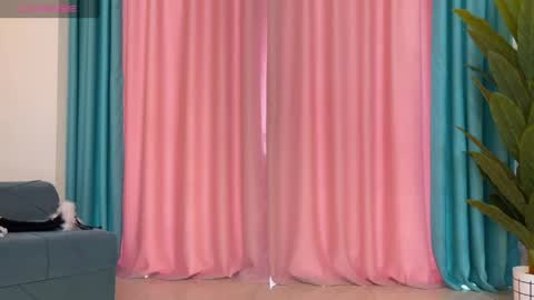 Snapshot of urgoddessjenny chatting on 4, 4, 2026 Jenny online show from 4, 4, 2026