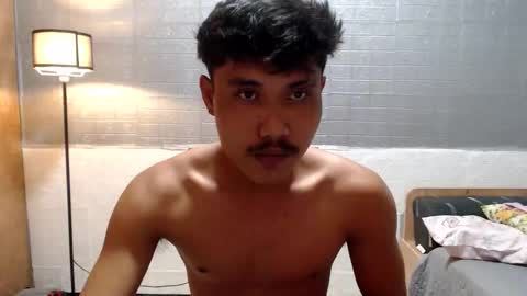 Snapshot of urhot_frank chatting on 28, 2, 2026 urhot_frank online show from 28, 2, 2026