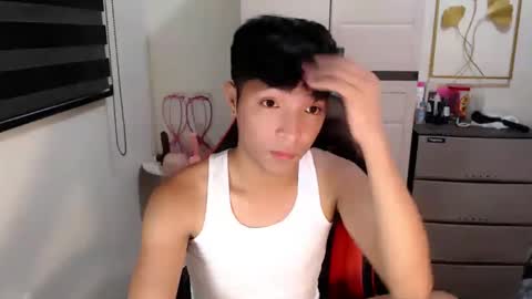Snapshot of urhotethanxx chatting on 16, 5, 2026 Ethan online show from 16, 5, 2026