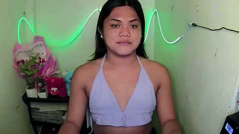 Snapshot of urhottie_bella chatting on 19, 9, 2025 urhottie_bella online show from 19, 9, 2025