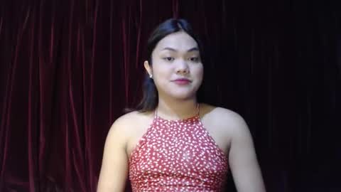 urhottie_bella online show from 18, 11, 2025