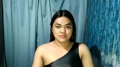 urhottie_bella online show from 28, 6, 2026