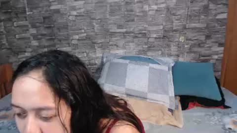 Snapshot of urhotvivian11 chatting on 2, 7, 2026 urhotvivian11 online show from 2, 7, 2026