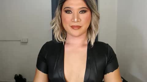 Snapshot of urjerkingdoll chatting on 15, 1, 2025 Zoe online show from 15, 1, 2025