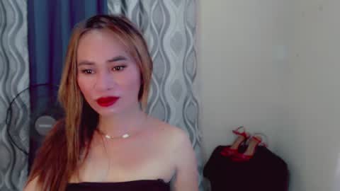 urlovely_che online show from 18, 5, 2026