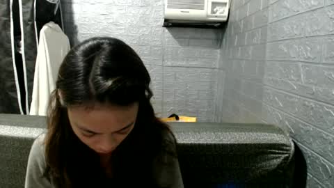 Snapshot of urlovely_yang03 chatting on 23, 6, 2026 juliana online show from 23, 6, 2026