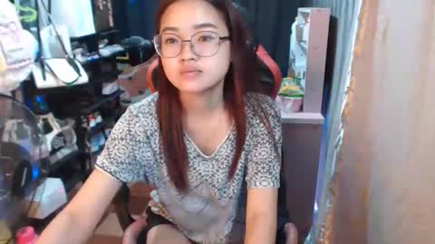 urlovelychinita online show from 18, 10, 2025