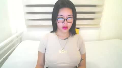 Snapshot of urlovelymd chatting on 12, 4, 2026 MD online show from 12, 4, 2026