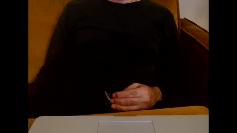 Snapshot of uropportunity chatting on 11, 11, 2025 Dutchsoftie online show from 11, 11, 2025