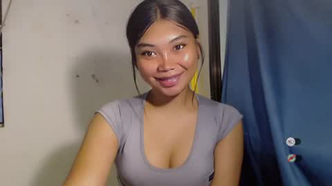 Snapshot of urpinay_sandra69 chatting on 19, 6, 2026 urpinay_sandra69 online show from 19, 6, 2026