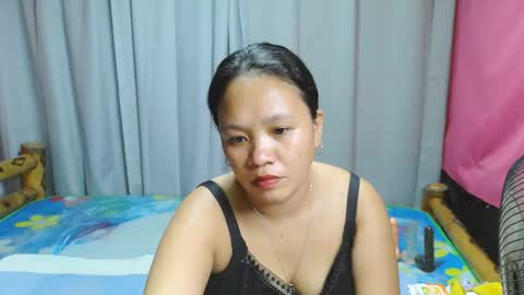 Snapshot of urpinay_singlemother chatting on 22, 3, 2026 urpinay_singlemother online show from 22, 3, 2026