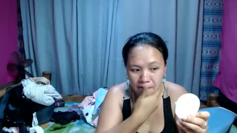 Snapshot of urpinay_singlemother chatting on 17, 4, 2026 urpinay_singlemother online show from 17, 4, 2026