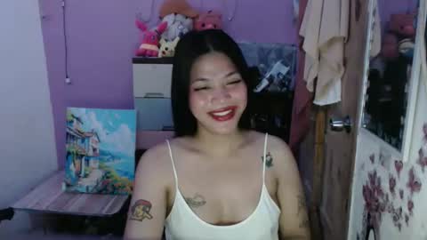 Snapshot of urpreciouspinayxxx chatting on 1, 3, 2026 hi im kim online show from 1, 3, 2026