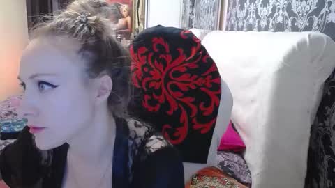 Snapshot of ursecrettreasure88 chatting on 5, 10, 2025 UrSecretTreasure88 online show from 5, 10, 2025