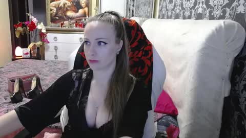 Snapshot of ursecrettreasure88 chatting on 5, 5, 2026 UrSecretTreasure88 online show from 5, 5, 2026