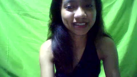 Snapshot of ursexydoll18 chatting on 12, 1, 2025 Darlyn room online show from 12, 1, 2025