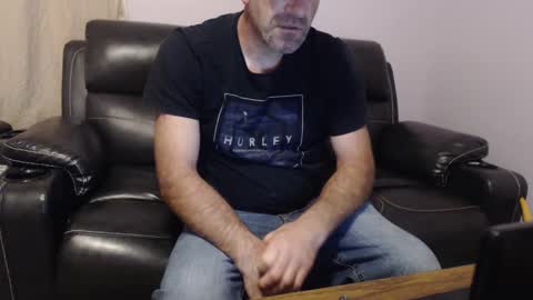 Snapshot of urslav75 chatting on 7, 10, 2025 urslav75 online show from 7, 10, 2025