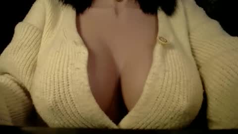 Snapshot of ursweet_bellafox chatting on 2, 5, 2026 Jenies online show from 2, 5, 2026