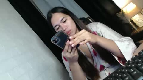 Snapshot of ursweetgirl_thea chatting on 13, 9, 2025 ursweetgirl thea online show from 13, 9, 2025