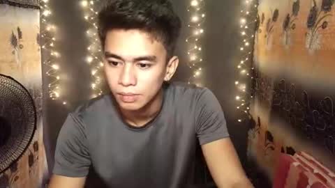 urwild_fuckerxx online show from 14, 1, 2026