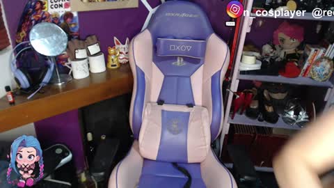 Snapshot of usagired chatting on 27, 12, 2024 --Lucy-- online show from 27, 12, 2024