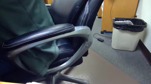 Snapshot of useemie chatting on 19, 12, 2024 useemie online show from 19, 12, 2024