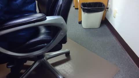 Snapshot of useemie chatting on 3, 1, 2025 useemie online show from 3, 1, 2025