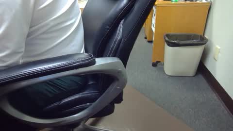 Snapshot of useemie chatting on 11, 3, 2026 useemie online show from 11, 3, 2026