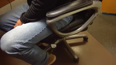 Snapshot of useemie chatting on 1, 4, 2026 useemie online show from 1, 4, 2026