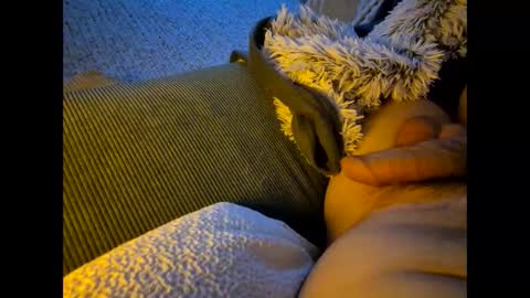 Snapshot of userlive chatting on 8, 11, 2025 userlive online show from 8, 11, 2025