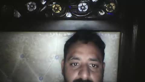 Snapshot of usman184 chatting on 9, 11, 2025 Mian184 online show from 9, 11, 2025