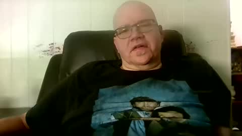 Snapshot of usstarr1 chatting on 13, 4, 2026 usstarr1 online show from 13, 4, 2026